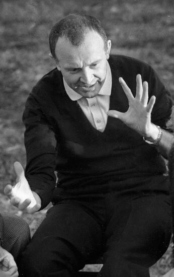 SMOKTUNOVSKY ACTOR