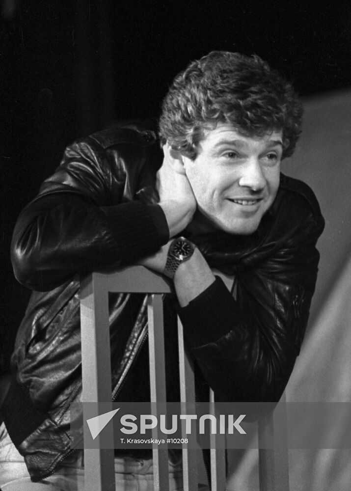 KOSTOLEVSKY PLAY