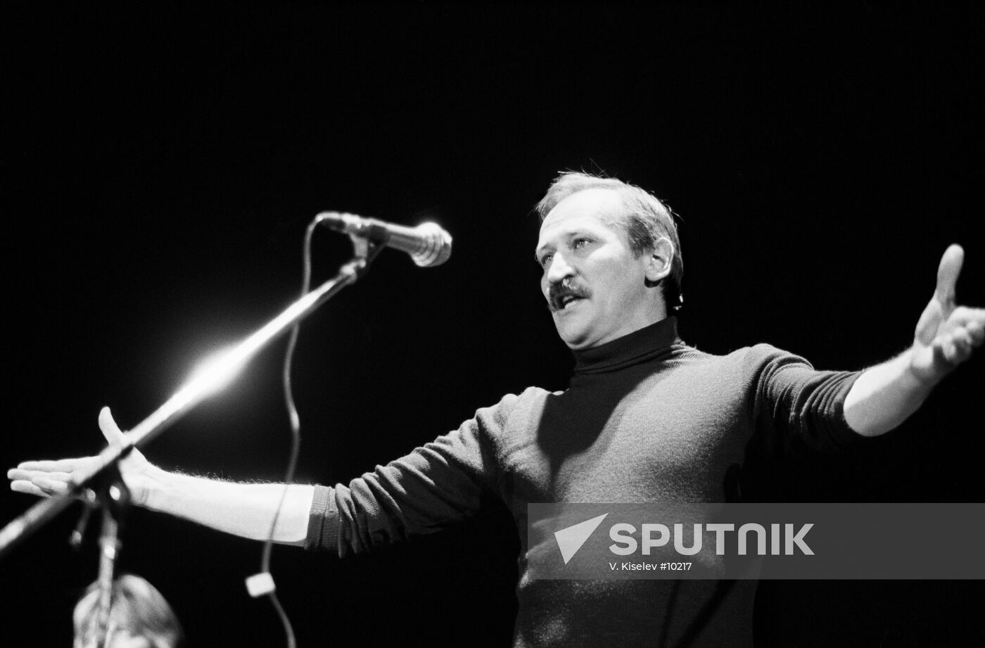 FILATOV PERFORMANCE SCENE