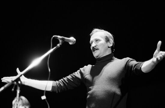 FILATOV PERFORMANCE SCENE