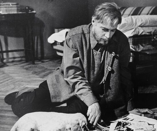 TIKHONOV "WHITE BIM THE BLACK EAR"