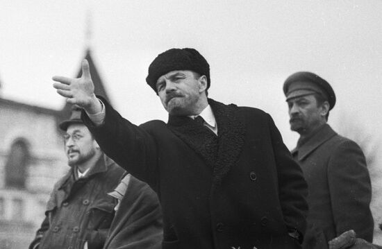 ULYANOV FILM PART LENIN