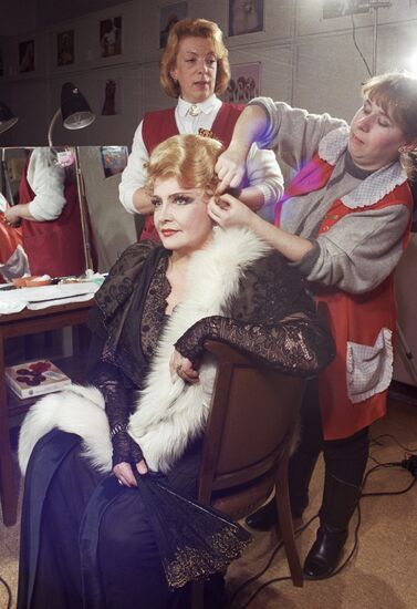 TATYANA DORONINA MOSCOW ARTS THEATRE