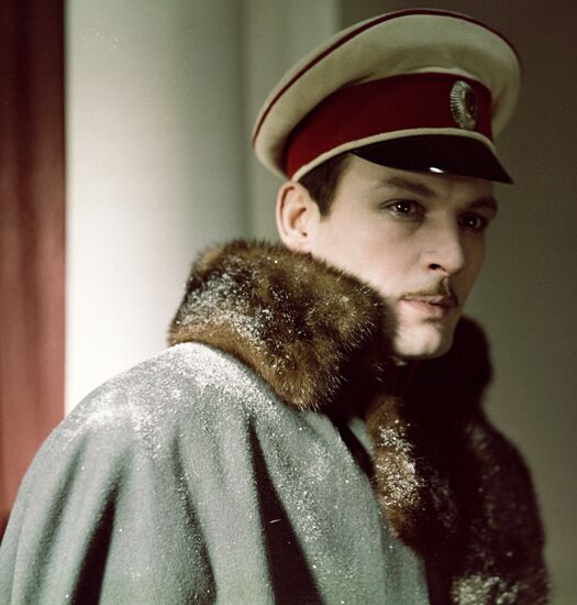 VASILY LANOVOI "ANNA KARENINA"