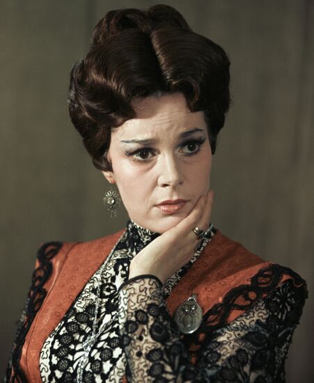 ACTRESS BYSTRITSKAYA MALY THEATER