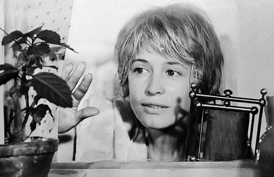 "MONOLOGUE" NEYOLOVA