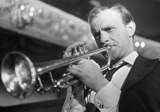 BYKOV "THE GIRL AND THE BUGLER"