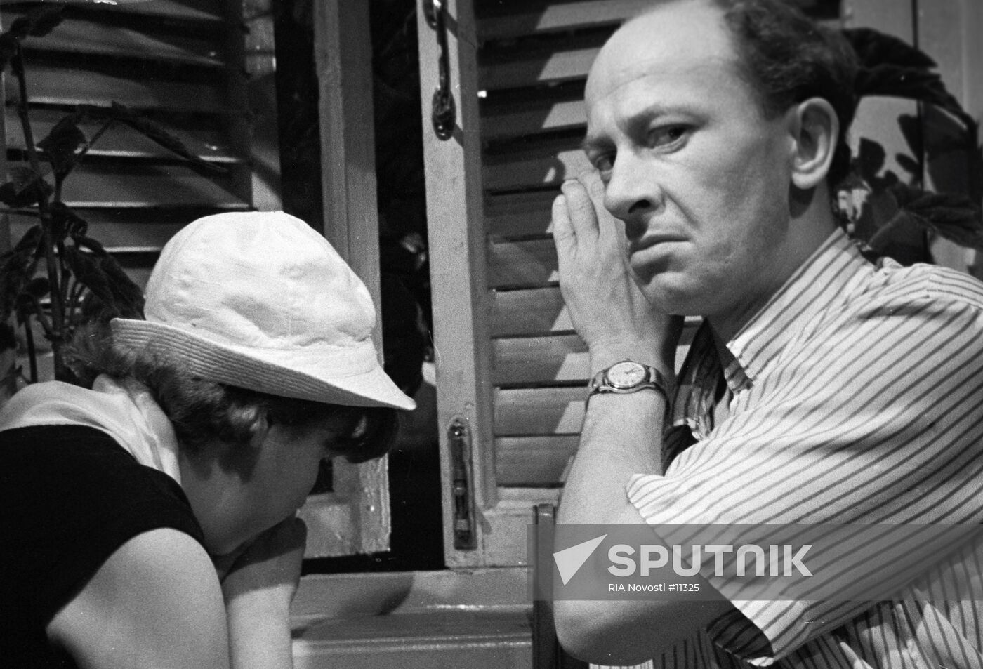 ALEYNIKOVA YEVSTIGNEYEV WELCOME, OR NO TRESPASSING