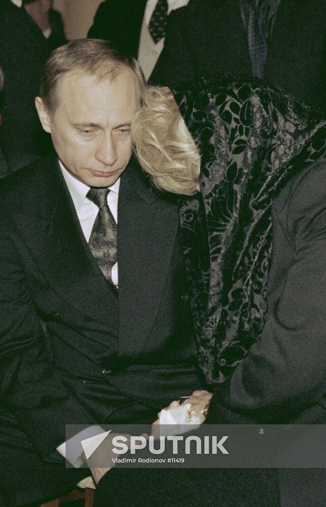 PUTIN FUNERAL SOBCHAK