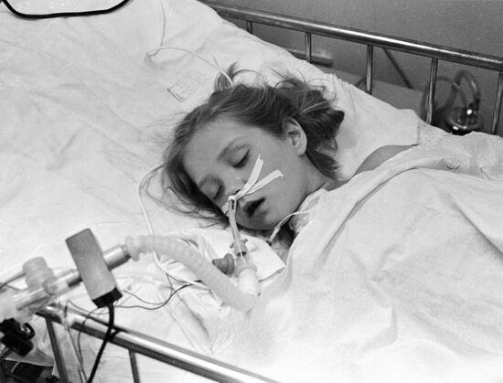 GIRL CHERNOBYL HOSPITAL