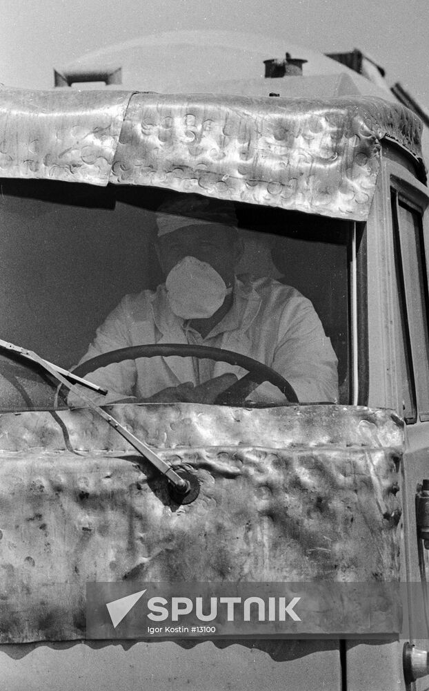 TRUCK LEAD SHIELDS ACCIDENT CHERNOBYL 