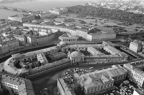 KONYUSHENNAYA SQUARE ROYAL STABLES
