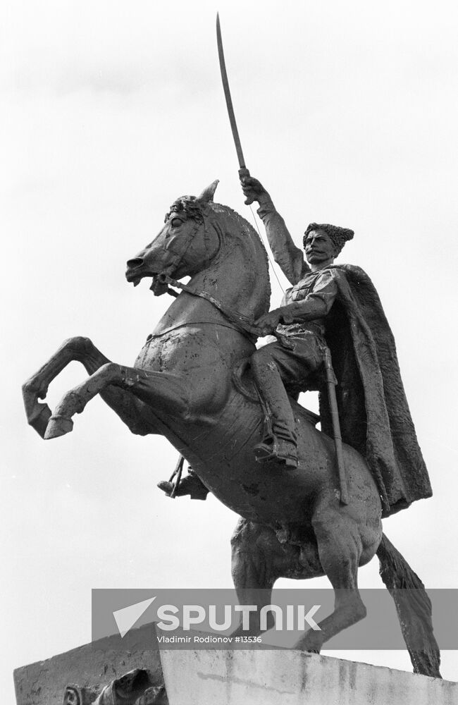 MONUMENT CHAPAYEV CHEBOKSARY