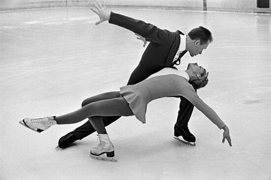 FIGURE SKATING BELOUSOVA PROTOPOPOV