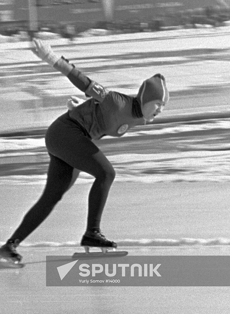 SKOBLIKOVA SPEED SKATING OLYMPICS INNSBRUCK 
