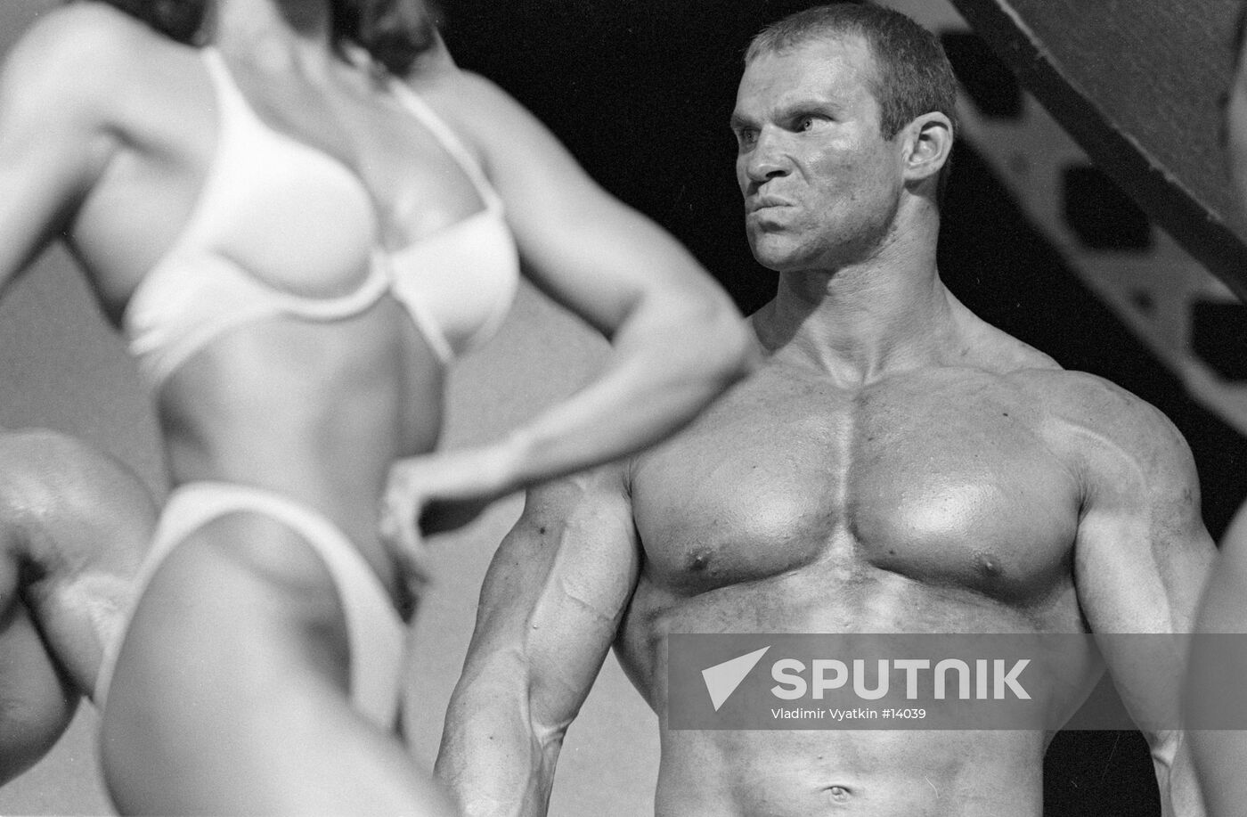 COMPETITION BODY-BUILDING