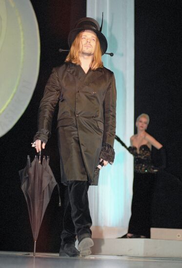 VLADIMIR PRESNYAKOV FASHION SHOW YUDASHKIN