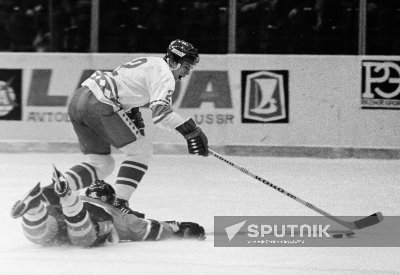 FETISOV DEFENSEMAN ICE-HOCKEY