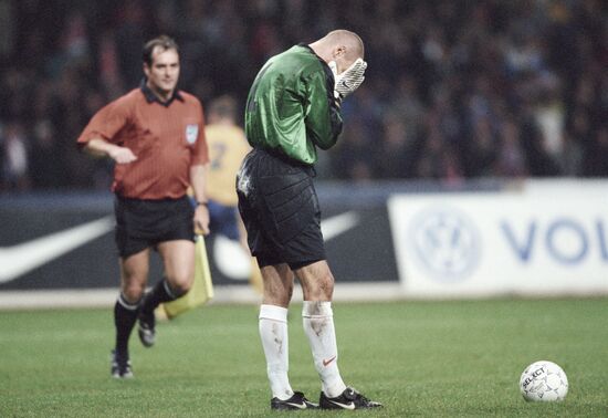 ALEXANDER FILIMONOV GOALKEEPER MATCH DISTRESS