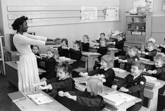 STUDENT CLASS CHILDREN