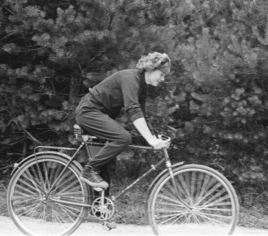 COSMONAUT TERESHKOVA TRAINING BIKE