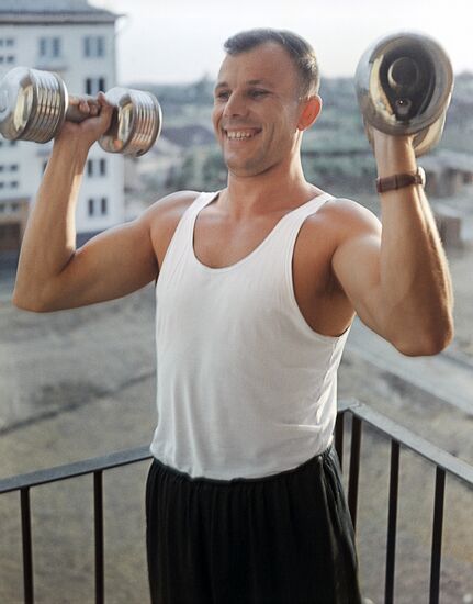 GAGARIN MORNING EXERCISES DUMBBELLS