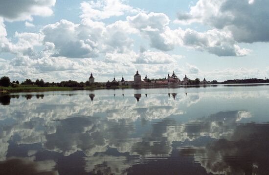 ST CYRIL OF BELOZERSK MONASTERY  