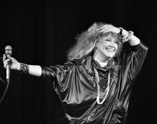 PUGACHEVA PERFORMANCE