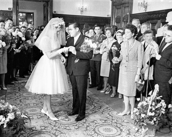 NIKOLAYEV TERESHKOVA WEDDING CEREMONY