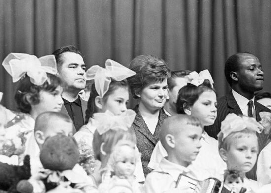 NIKOLAYEV NIKOLAYEVA-TERESHKOVA MEETING 
