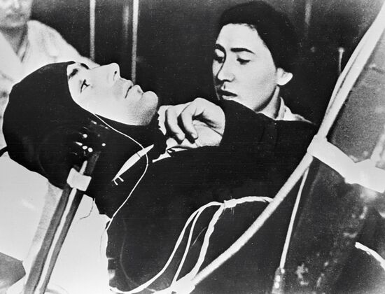 TITOV CENTRIFUGE EXERCISING DOCTORS