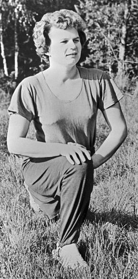 TERESHKOVA  WORK-OUT