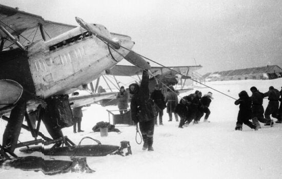 'Chelyuskin' steamship rescue expedition