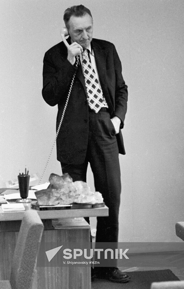 PROKHOROV PHYSICIST 