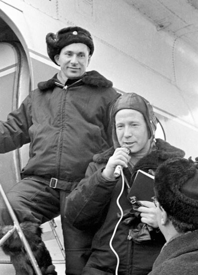 Cosmonauts Belyaev and Leonov being interviewed upon landing 