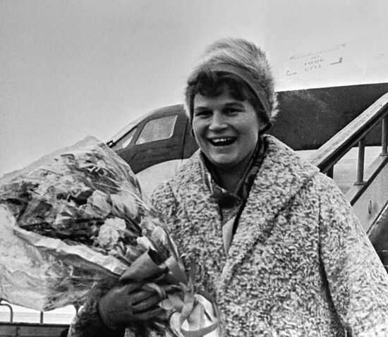 COSMONAUT TERESHKOVA STAIRCASE PLANE 