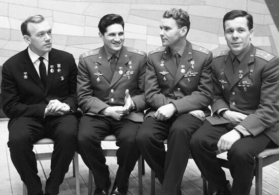 Alexei Yeliseyev, Boris Volynov, Vladimir Shatalov and Yevgeny Khrunov