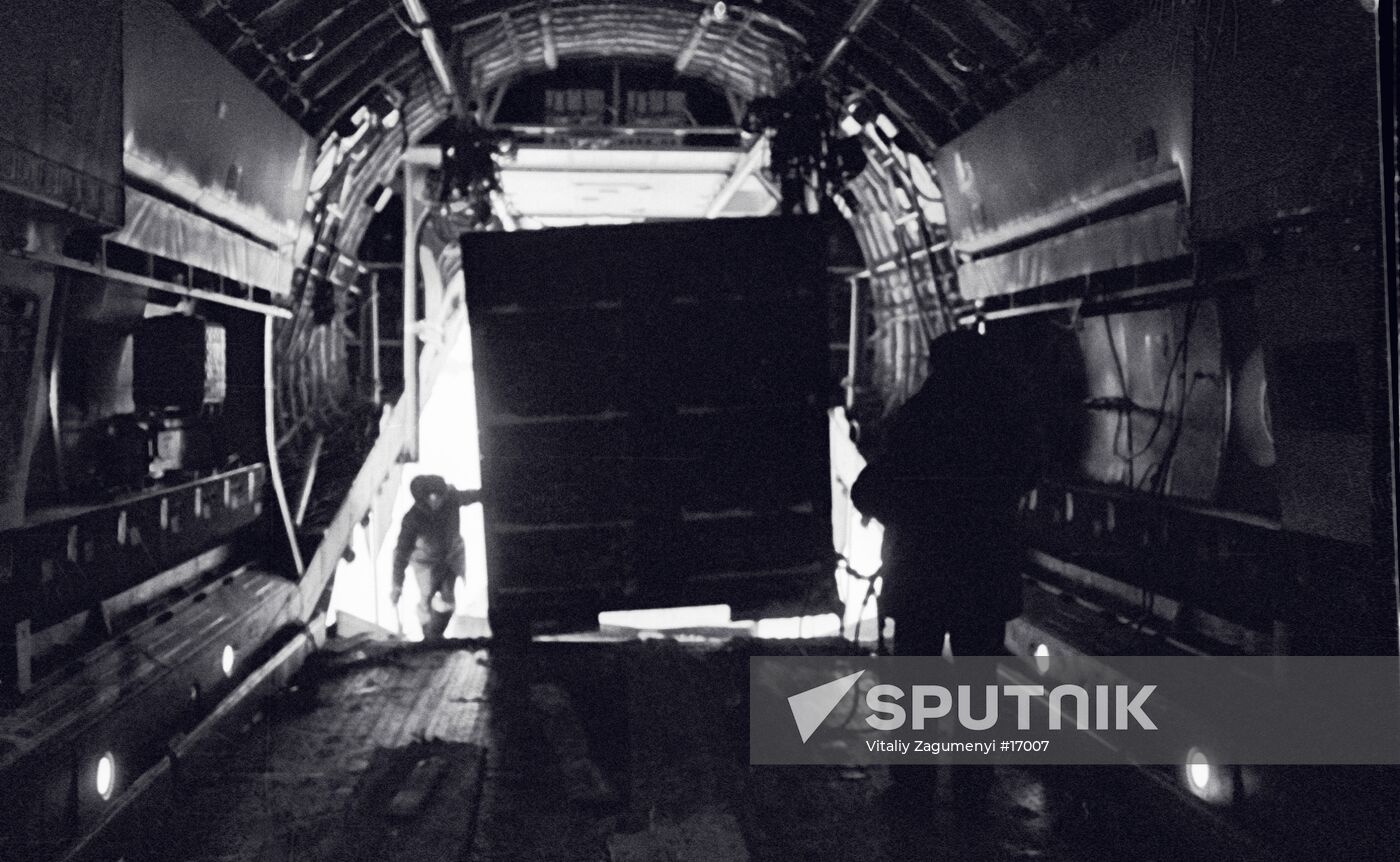 ILYUSHIN IL-76 CARGO HOLD