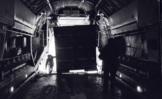 ILYUSHIN IL-76 CARGO HOLD
