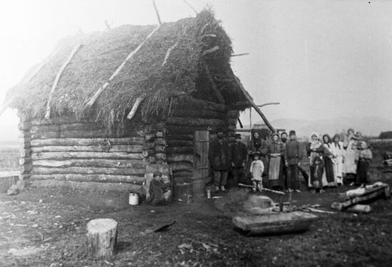 HUT POOR MIGRANT