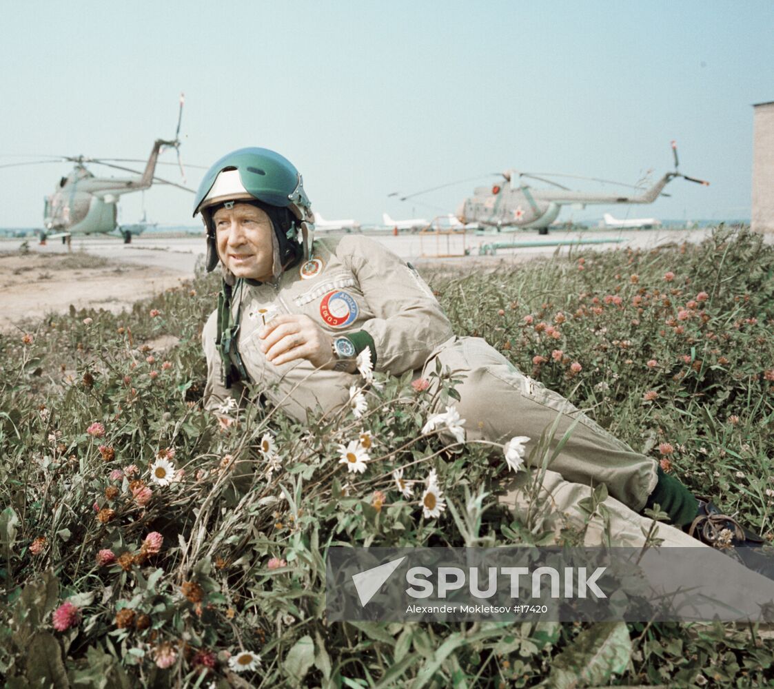 Leonov after training flight