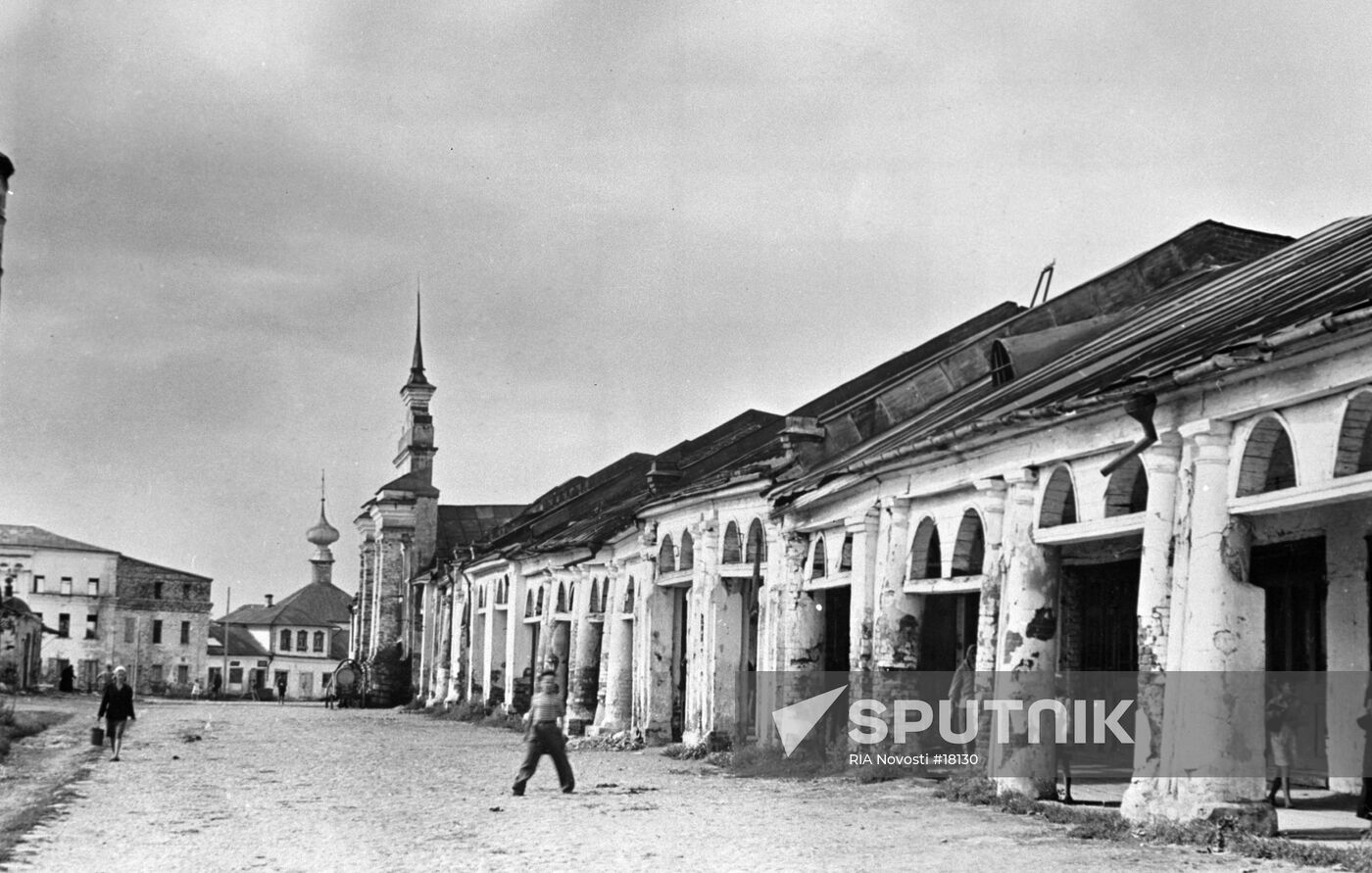 SHOPPING ARCADE SUZDAL
