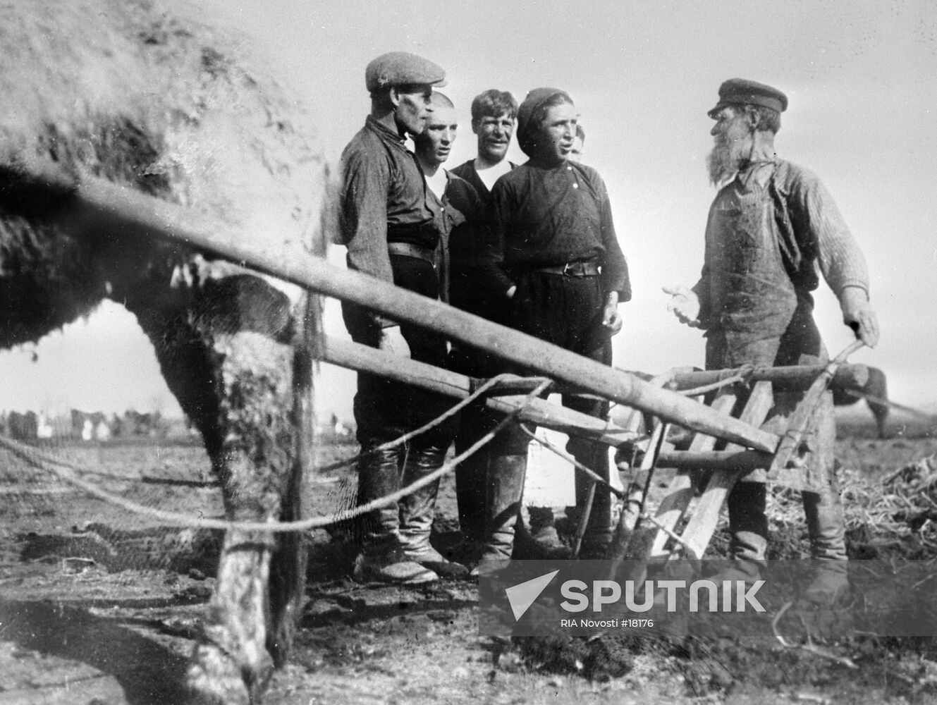 COLLECTIVE FARMERS TALK PEASANT