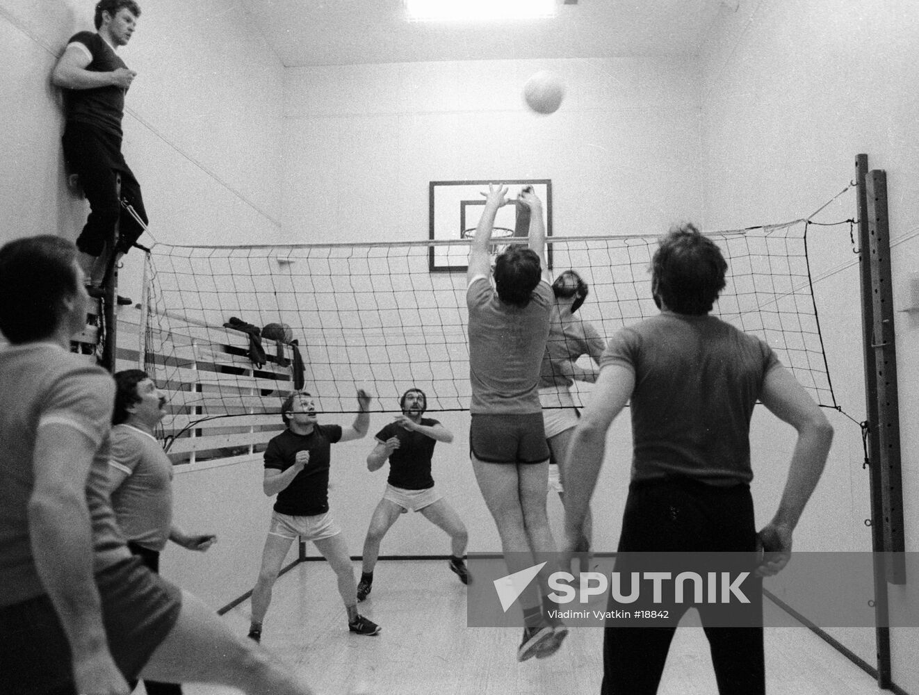 STEAMER BASKETBALL GYM HALL