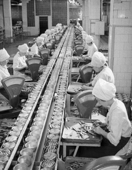 ESTONIA PARNU FISH CANNERY 