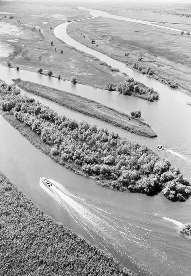 VOLGA DELTA ISLANDS BOATS