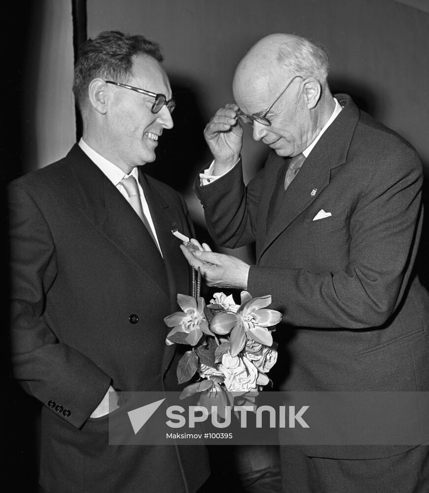 MIKHAIL BOTVINNIK CHESS CHAMPION MEDAL
