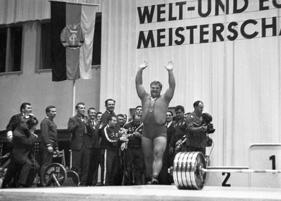 HEAVYWEIGHT ZHABOTINSKY