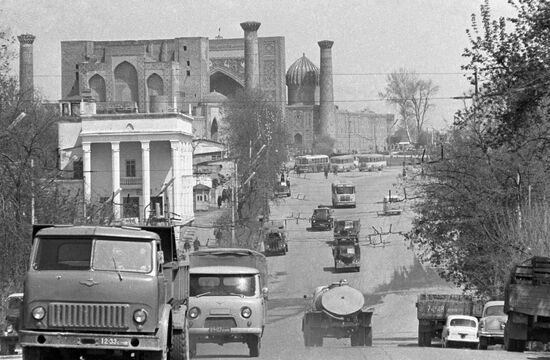 SAMARKAND CENTER STREET AUTOMOBILES