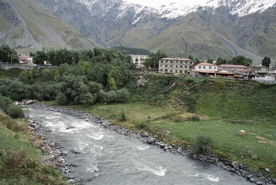 TEREK KAZBEGI SETTLEMENT